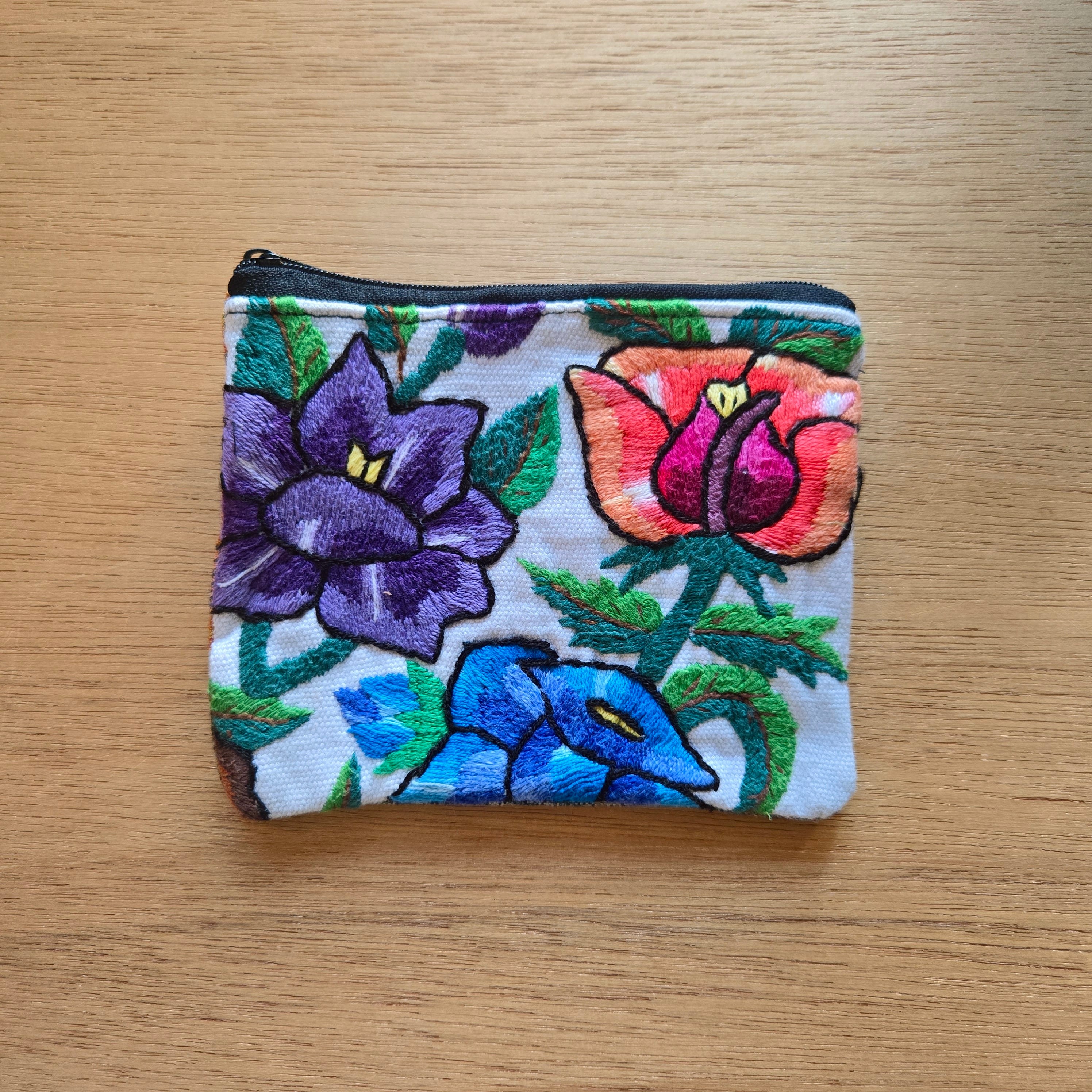 タイ　モン族　カレン族　飾り帯　民族衣装　手刺繍　ヴィンテージ　完品　稀少品 タイ モン族 カレン族 飾り帯 民族衣装 手刺繍 ヴィンテージ 完品 稀少