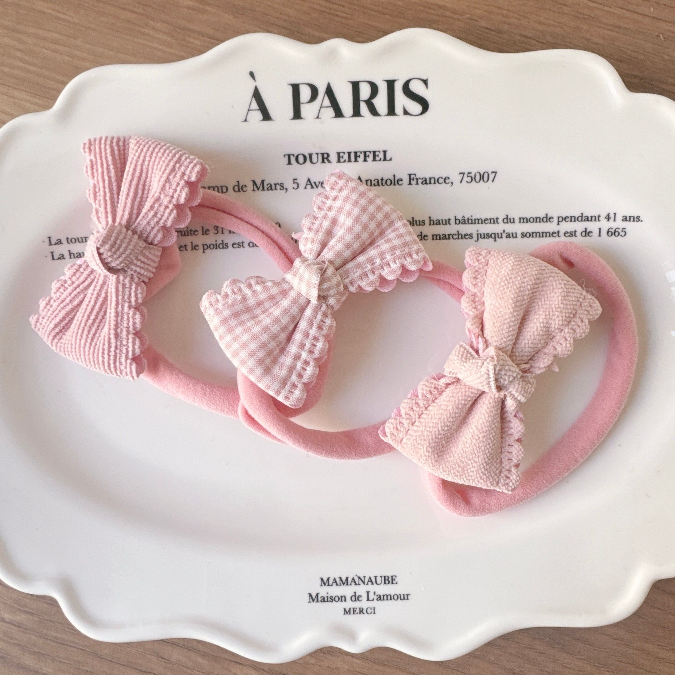 ピンクリボンのヘアバンド