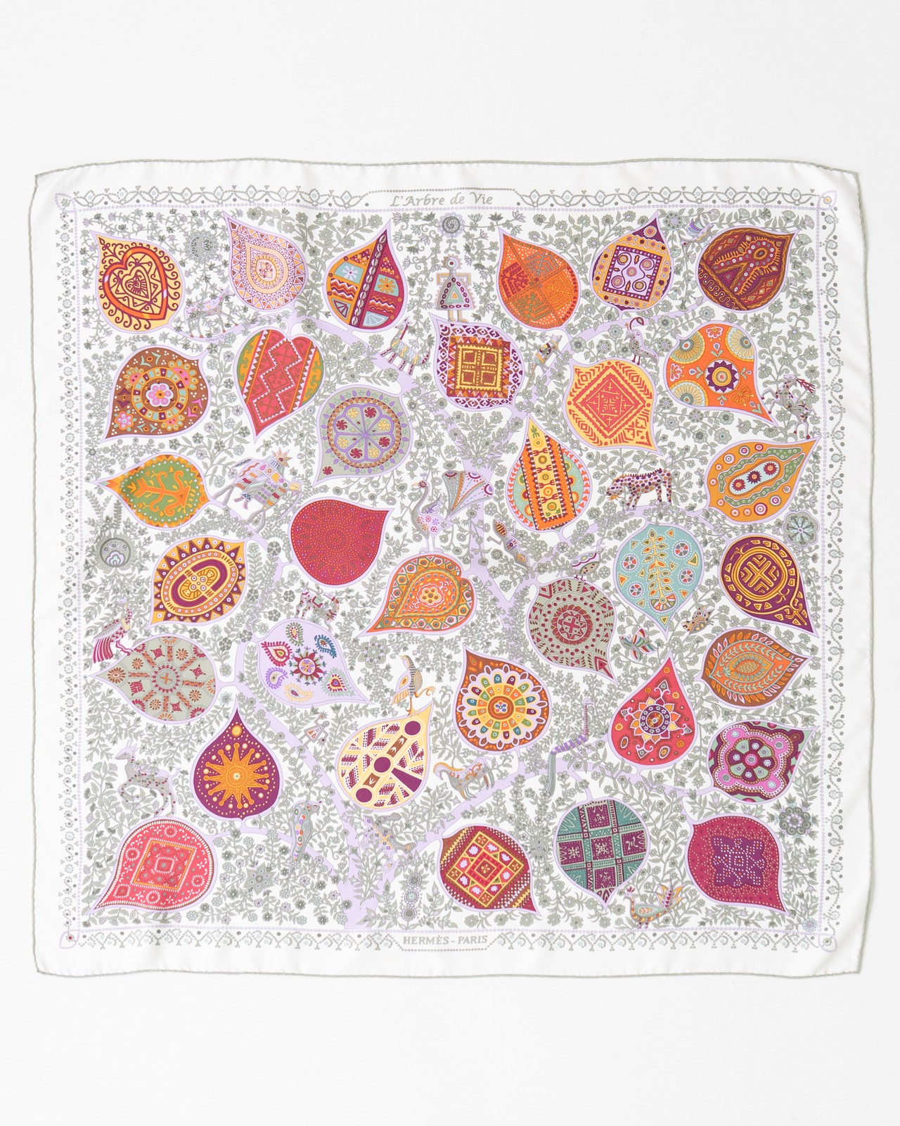 〈Hermès〉Carres 90 Scarf