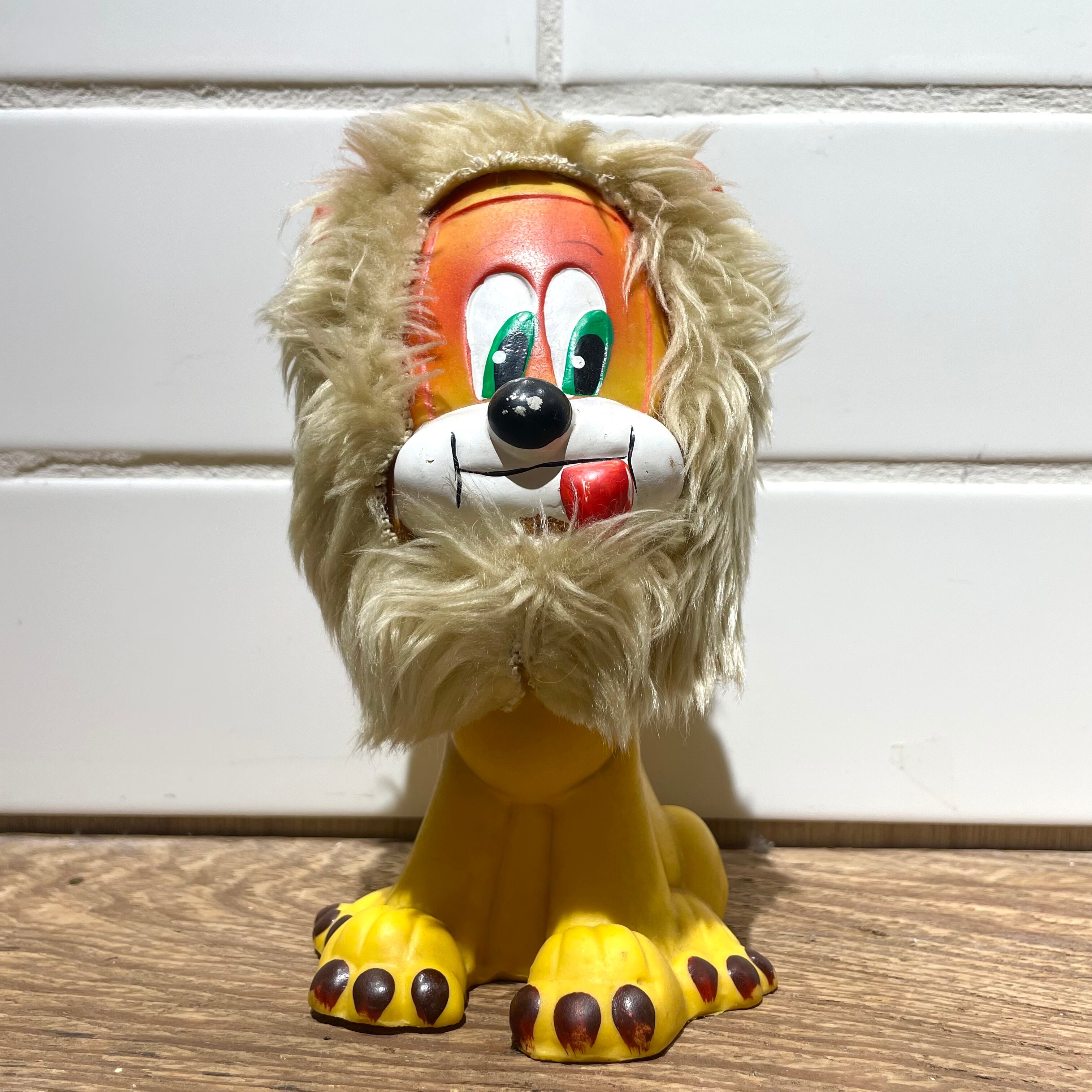 LION / PVC FIGURE