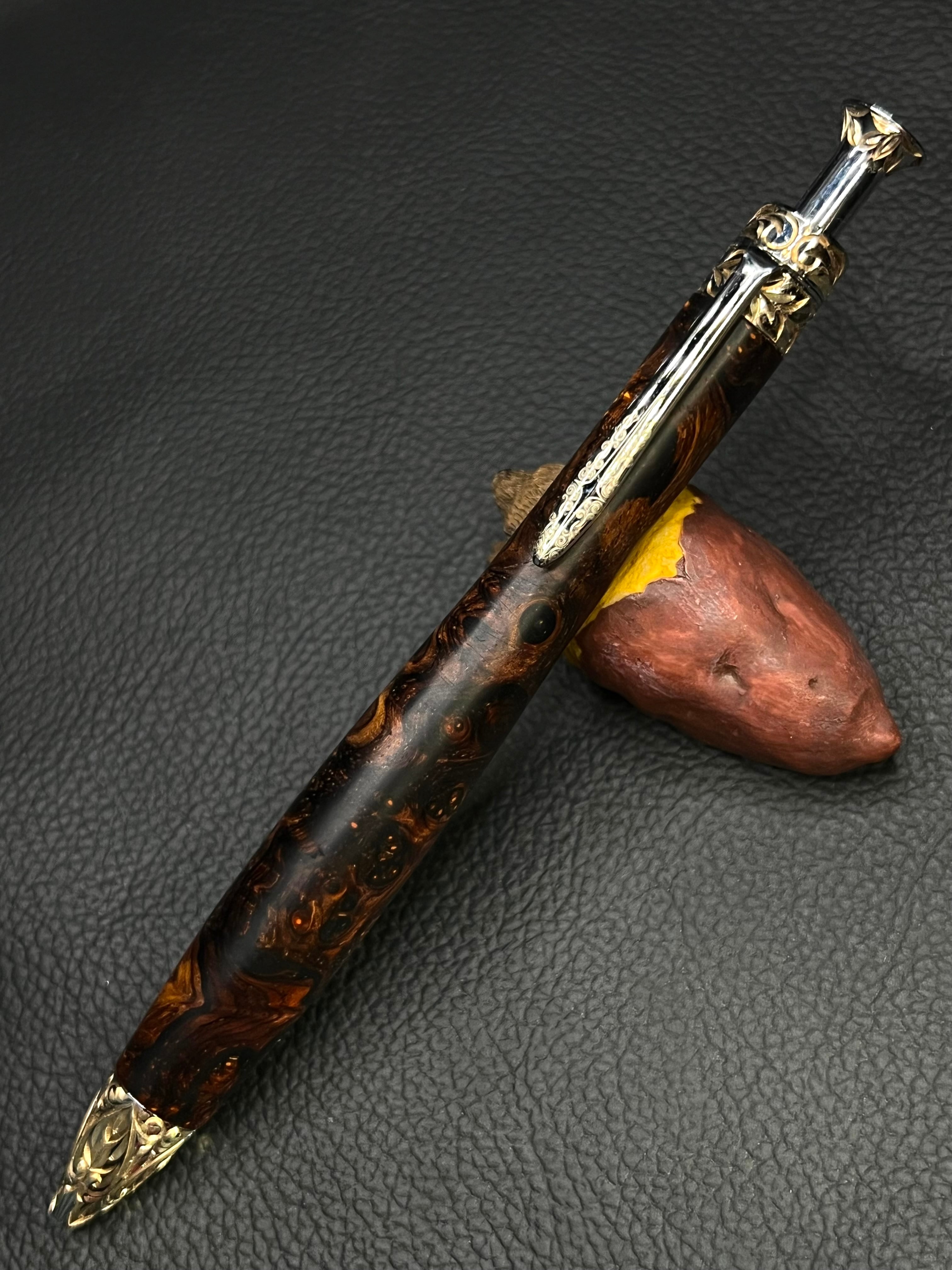 5 黒檀瘤 極上杢 黒漆金具 おまけ付き | こぶた工房