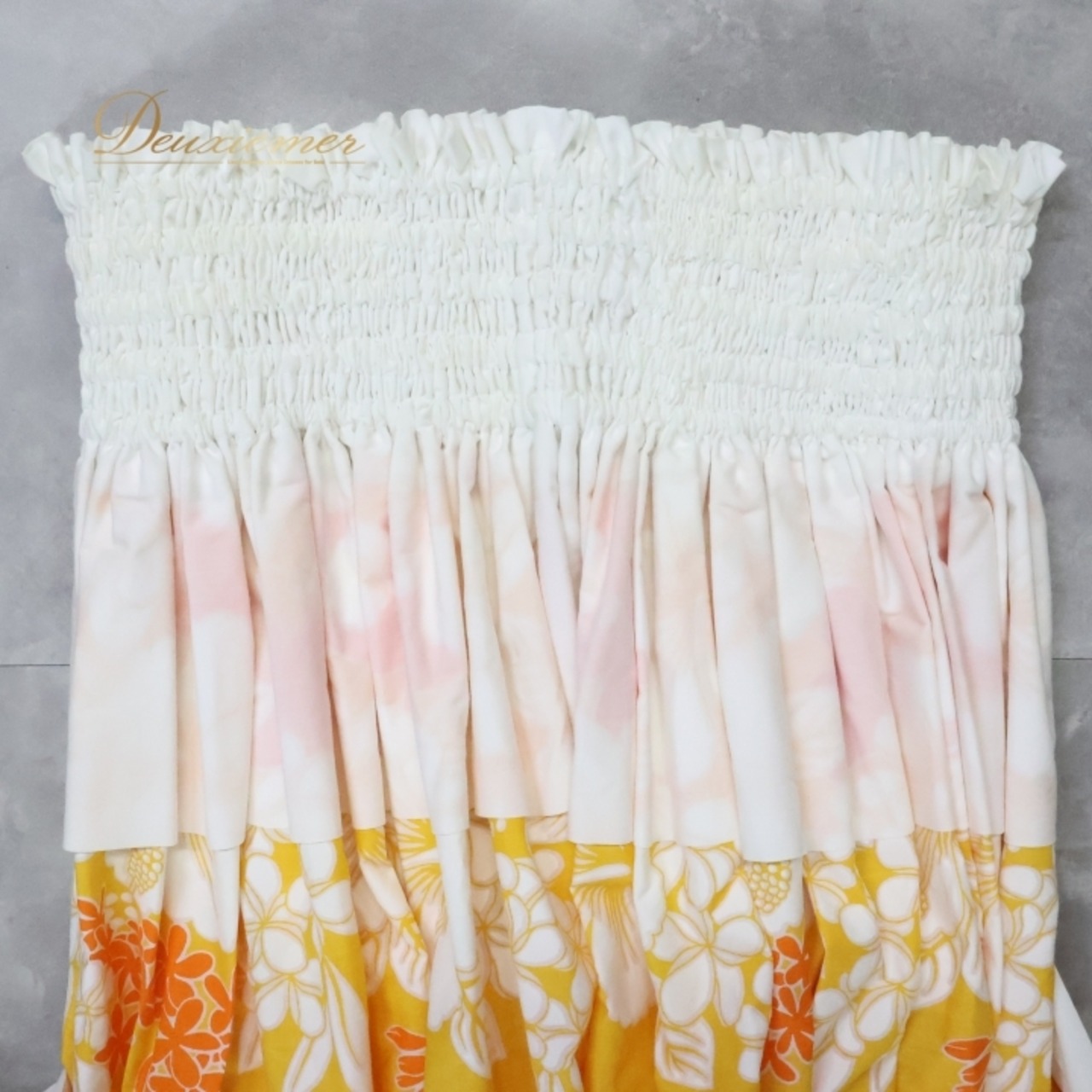 フラダンス 衣装 パウスカート プアラニ イエロー系 PUALANI 日本製 ツーカラー ハイビスカス柄 プルメリア柄 シングル かわいい 華やか 鮮やか 明るい 白 黄 ハワイアン アロハ ハワイアンプリント フラ ダンス レッスン 練習 ふんわり