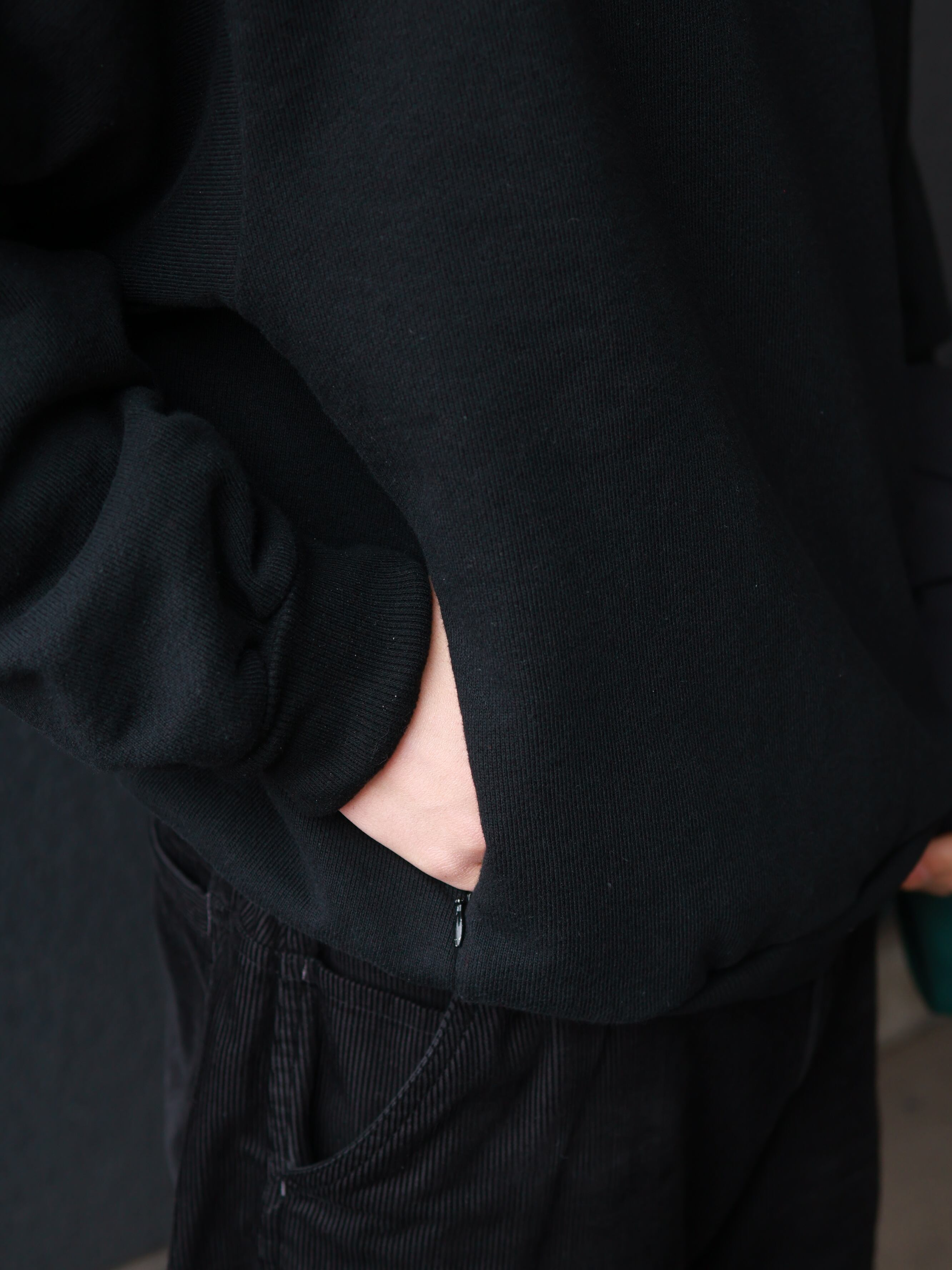 PWA CURLY SWEAT CREW | STORE™️