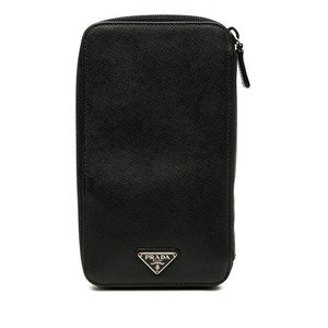 プラダ 三角ロゴプレート ラウンドイヤリング 長財布 ブラック サフィアーノレザー レディース PRADA 【中古】