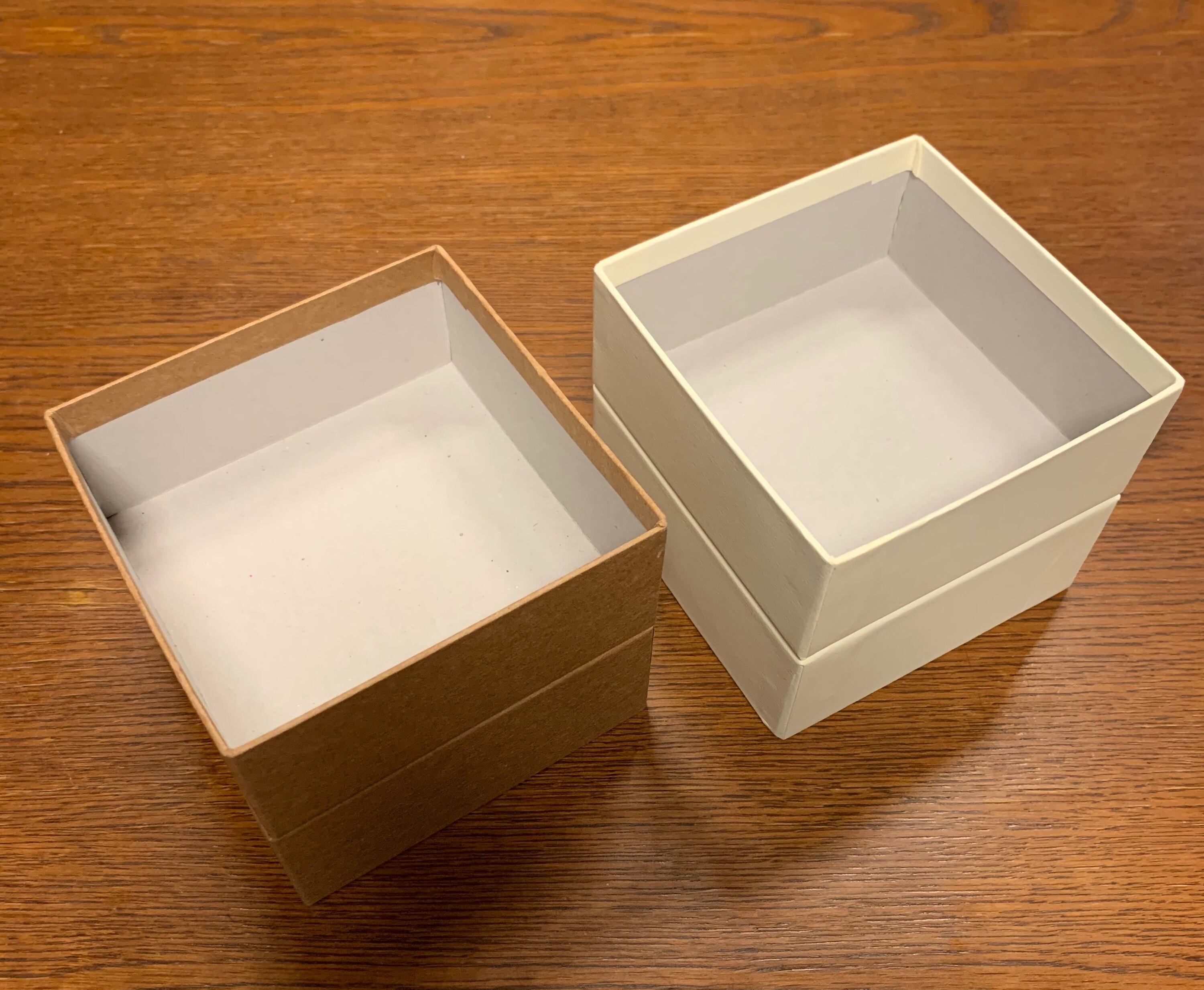 吸音に終止符 1Hz〜GHz調音ボックス　New韻HIBIKI ホワイト6本 1Hzから吸音する New韻HIBIKI ホワイト6本入り | aska audio(アスカ