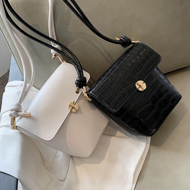 ネットレッドレディーススモールバッグ2020ニューウェーブサマーワイルド大気メッセンジャーバッグins eign airショルダーバケットバッグ Tiancai_Wing_Bag0418645