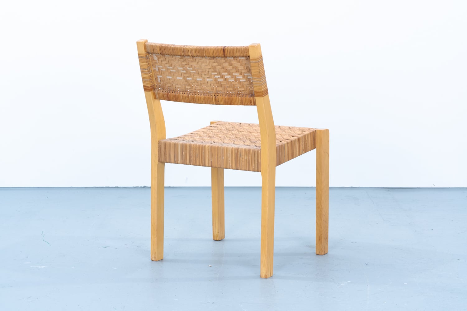 Alvar Aalto | No.611 Chair | kaikki gallery | 北欧ヴィンテージ家具