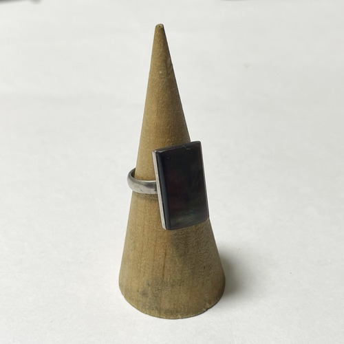 Old Sterling Square Black Lip Oyster Ring