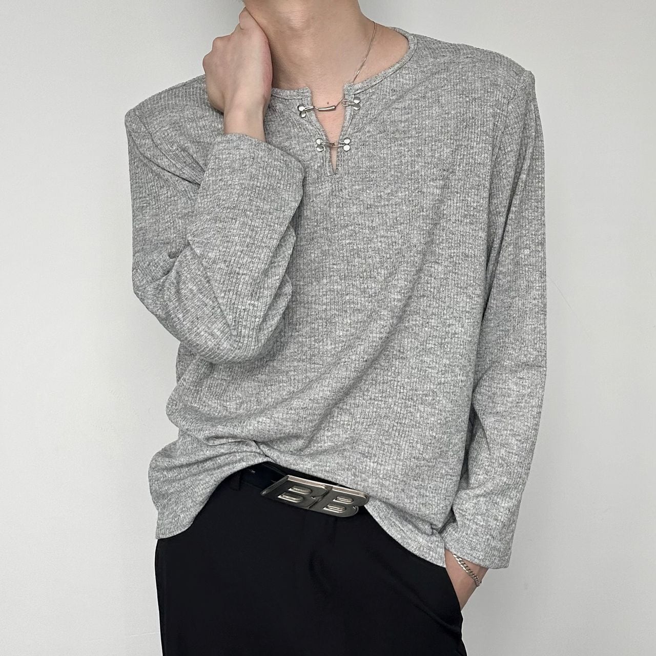 Metal Button Round Neck Long Sleeve T-Shirt(MT1311)