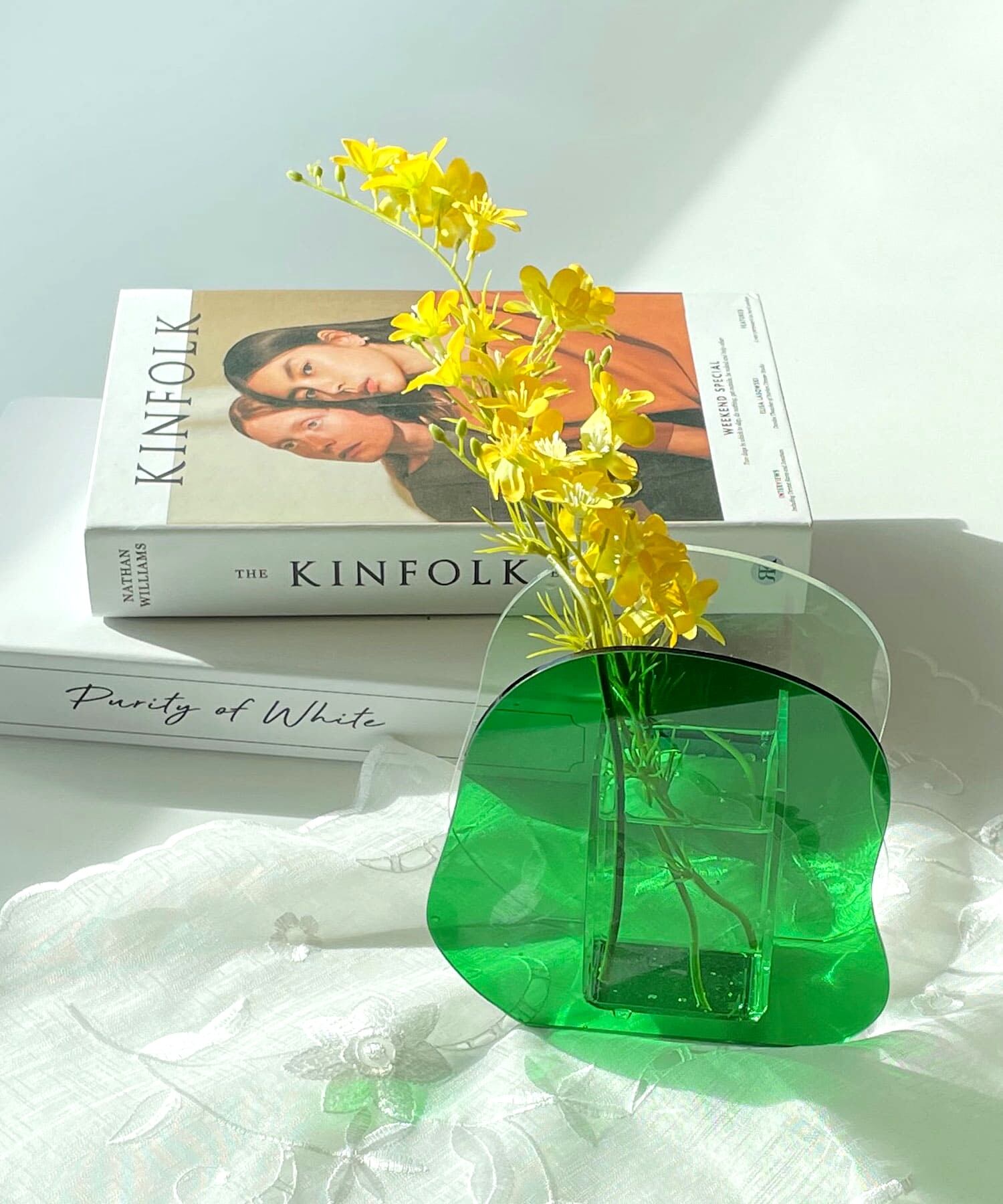 ミッドセンチュリー　フリル花瓶　ドット柄フラワーベース　水玉　レトロポップ ミッドセンチュリー フリル花瓶 ドット柄フラワーベース 水玉