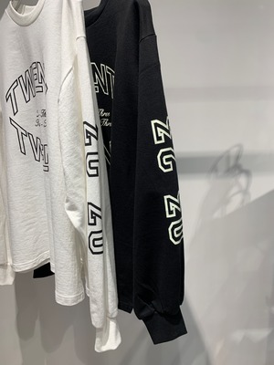 "TWENTY" long T-shirt