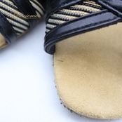 社交ダンス 衣装 ラテン シューズ ブラック系 リズム RHYTHM 黒 金 靴 くつ ヒール ストラップ 華やか レディース パーティー ステージ イベント 練習 レッスン ダンスシューズ ダンス衣装 ゴールド系