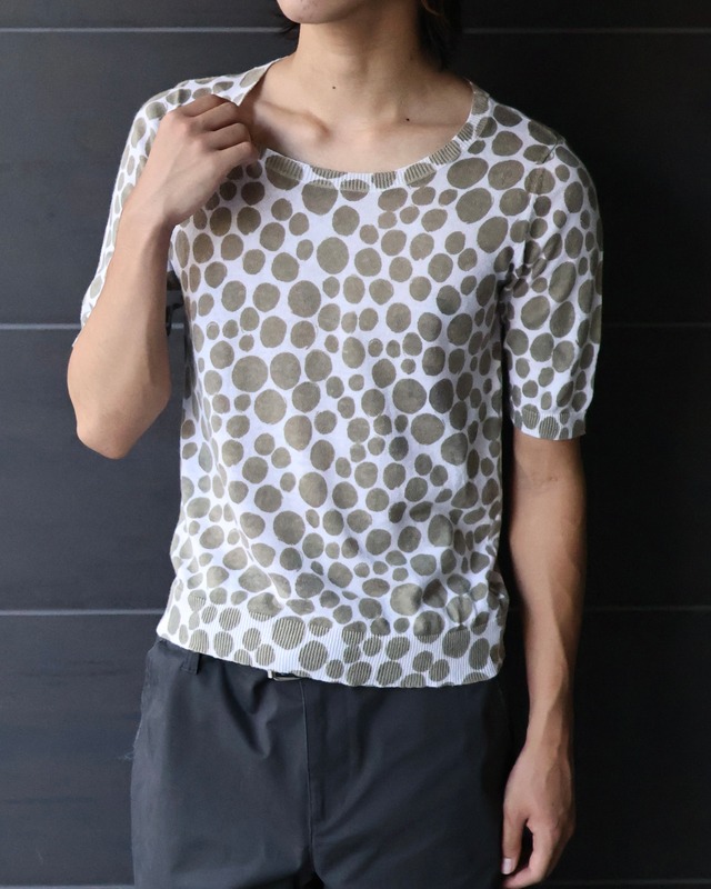 random dots half sleeve top