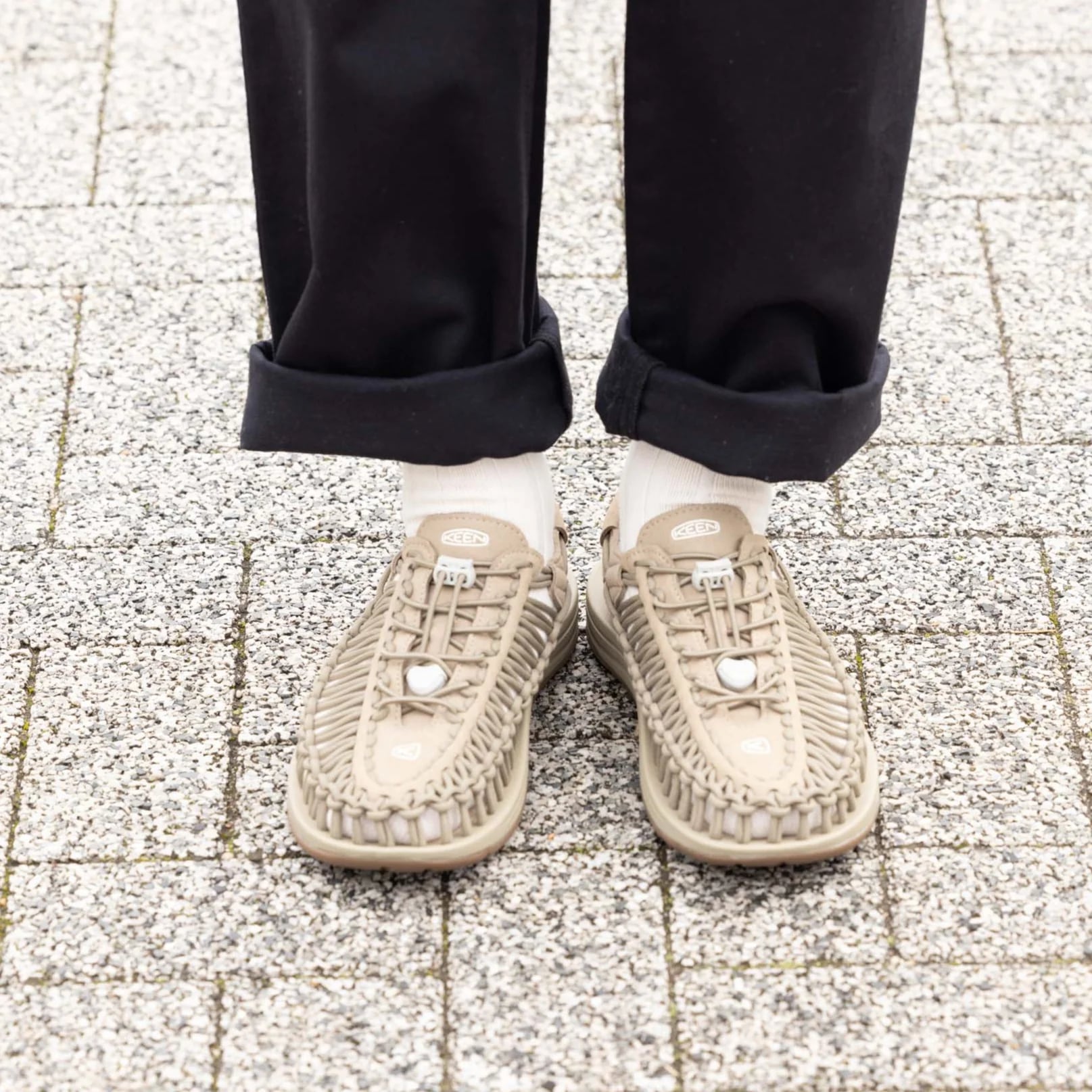 KEEN キーン】UNEEK ユニーク (Timberwolf/Plaza Taupe) | CARNOSA