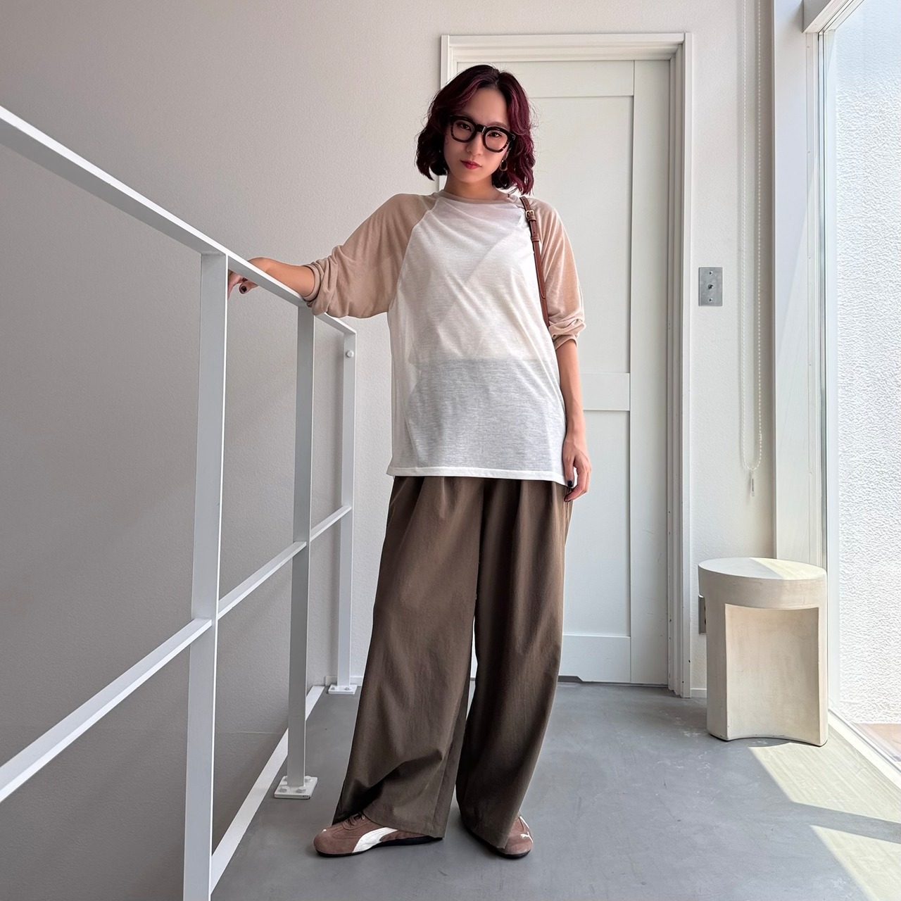 シアーラグランルーズロンTee/ベージュ×ホワイト