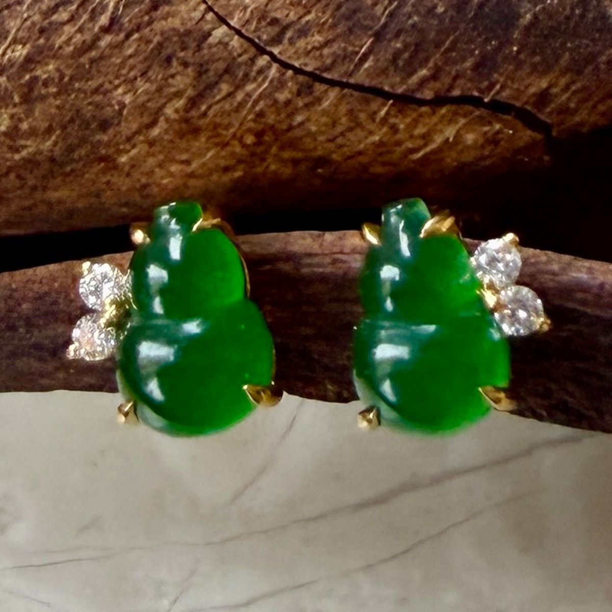 Jade earrings 翡翠ピアス 瓢箪型 RC0051 | Victorian Box