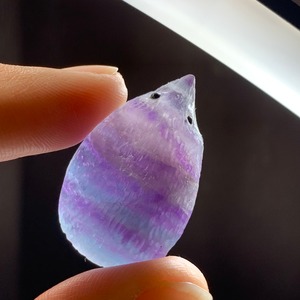 19.可愛い色合い☆フローライト ハリネズミ