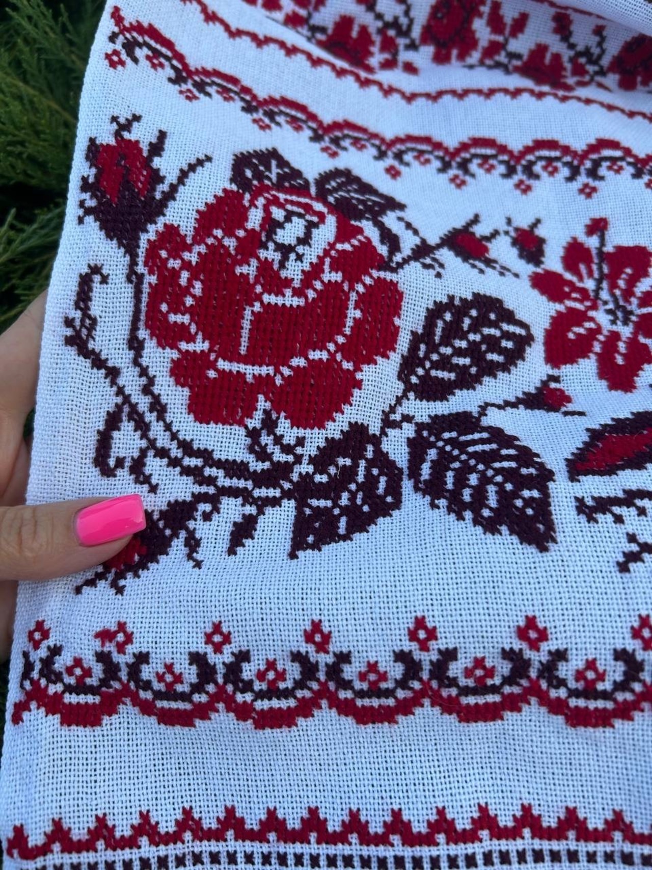 ウクライナ伝統手刺繍祭具タオル「ルシニク」 - 6