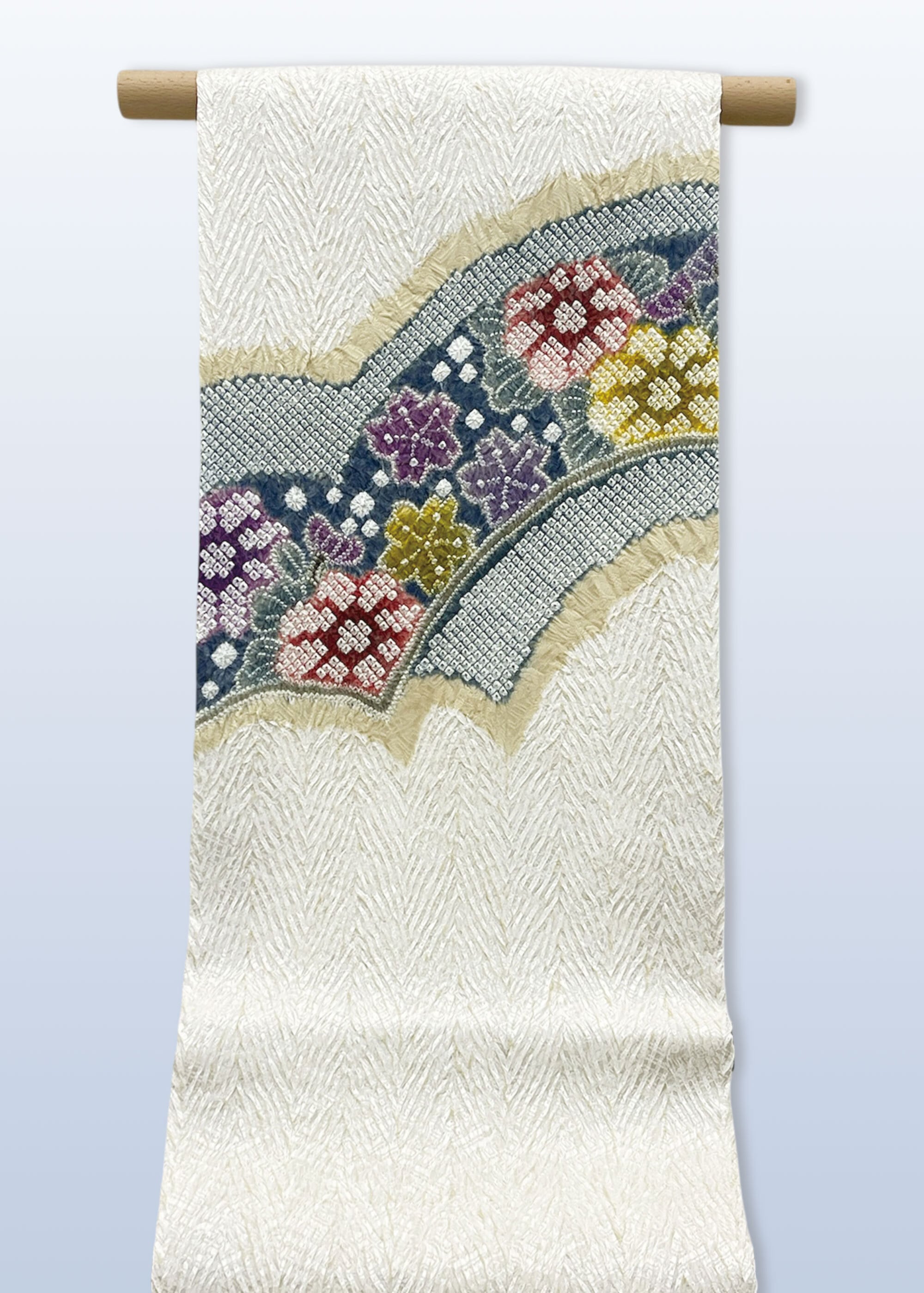 (名古屋) 象牙色地桜花菊花文様きぬたや LUOHO−048(リユース品)