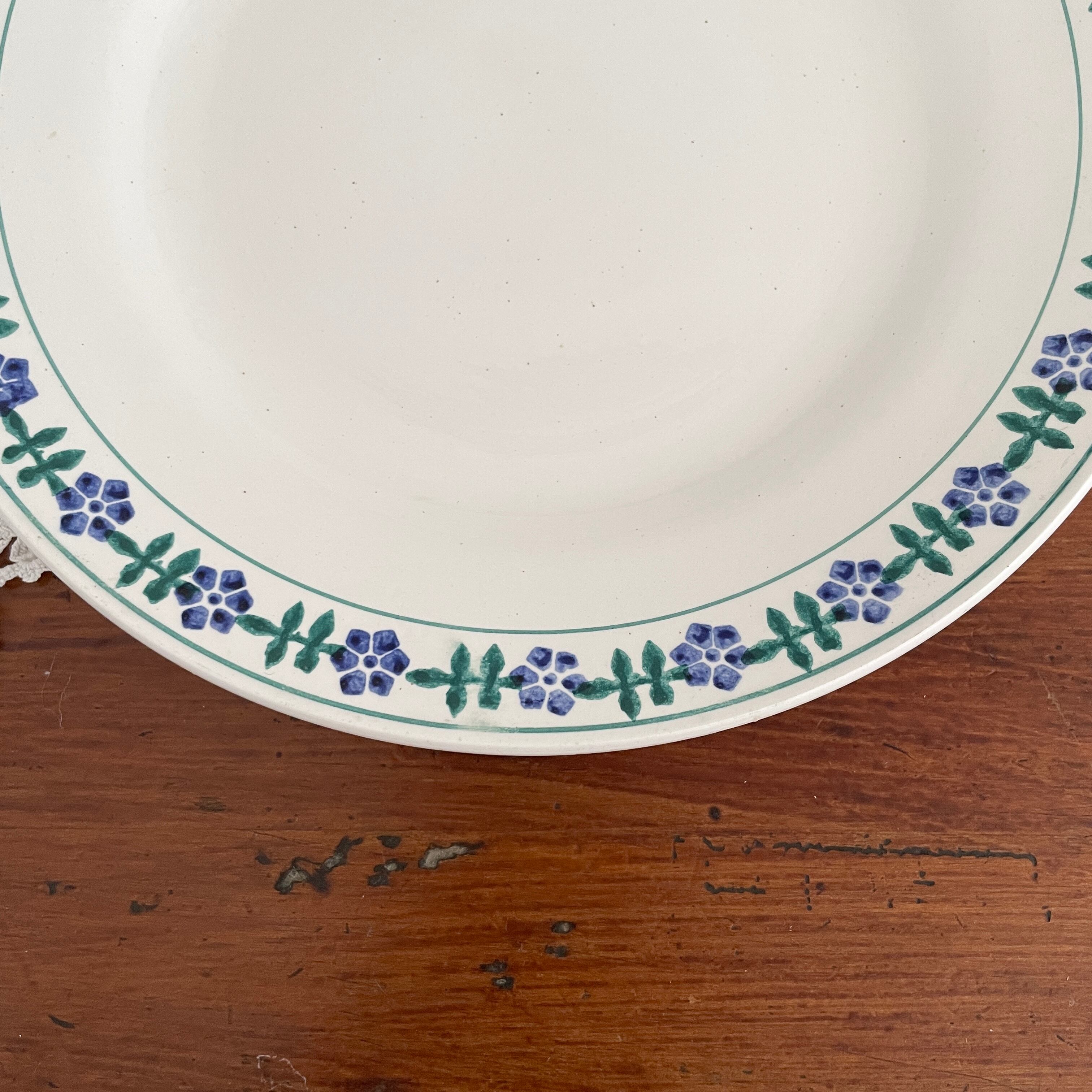 Saint Amand Flower Hand Painted Plate For Dessert/サンタマン窯