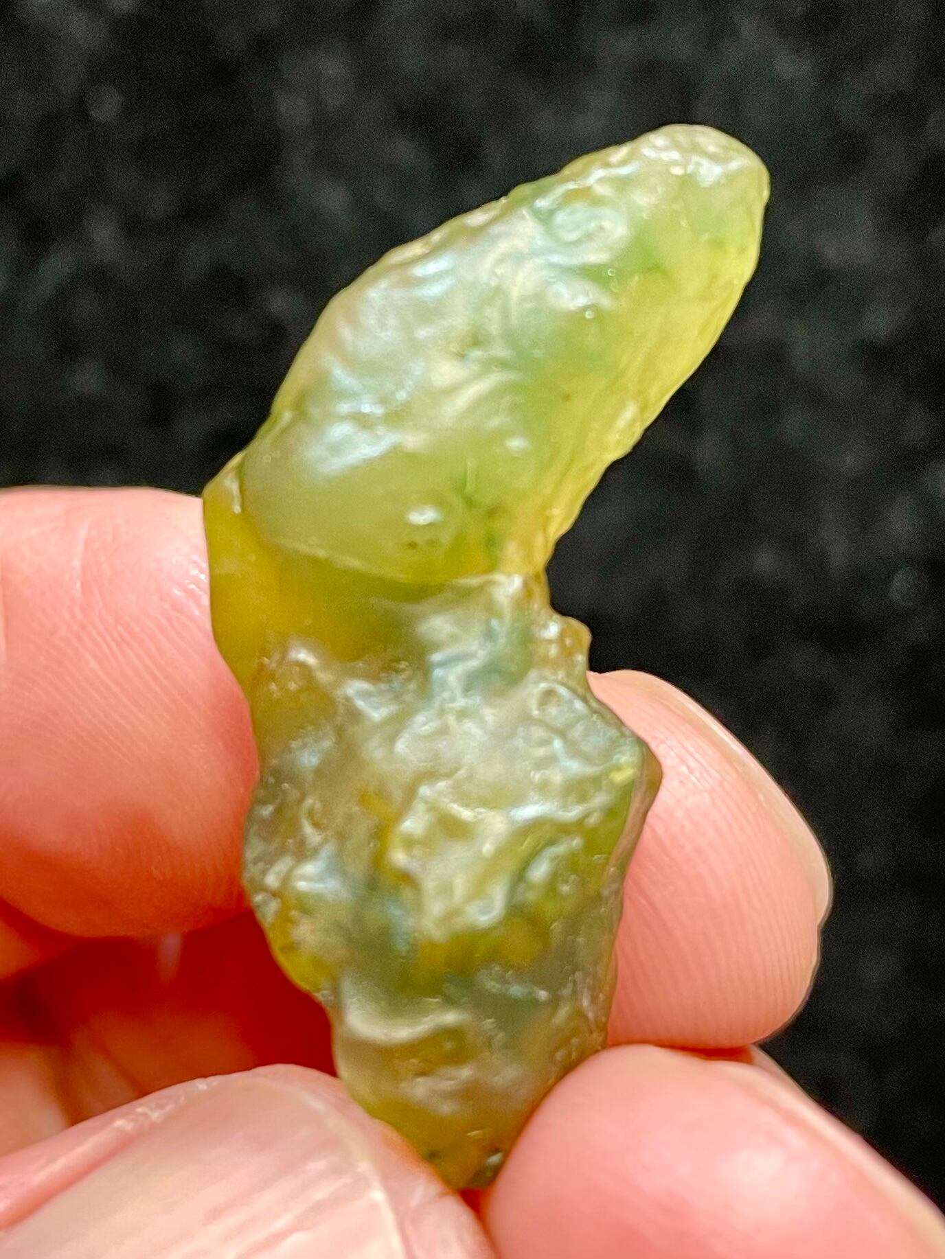 1) スピリチュアル・ゴビアゲート原石