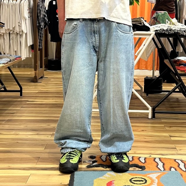 【MECCA JEANS/メカジーンズ】デニムパンツ