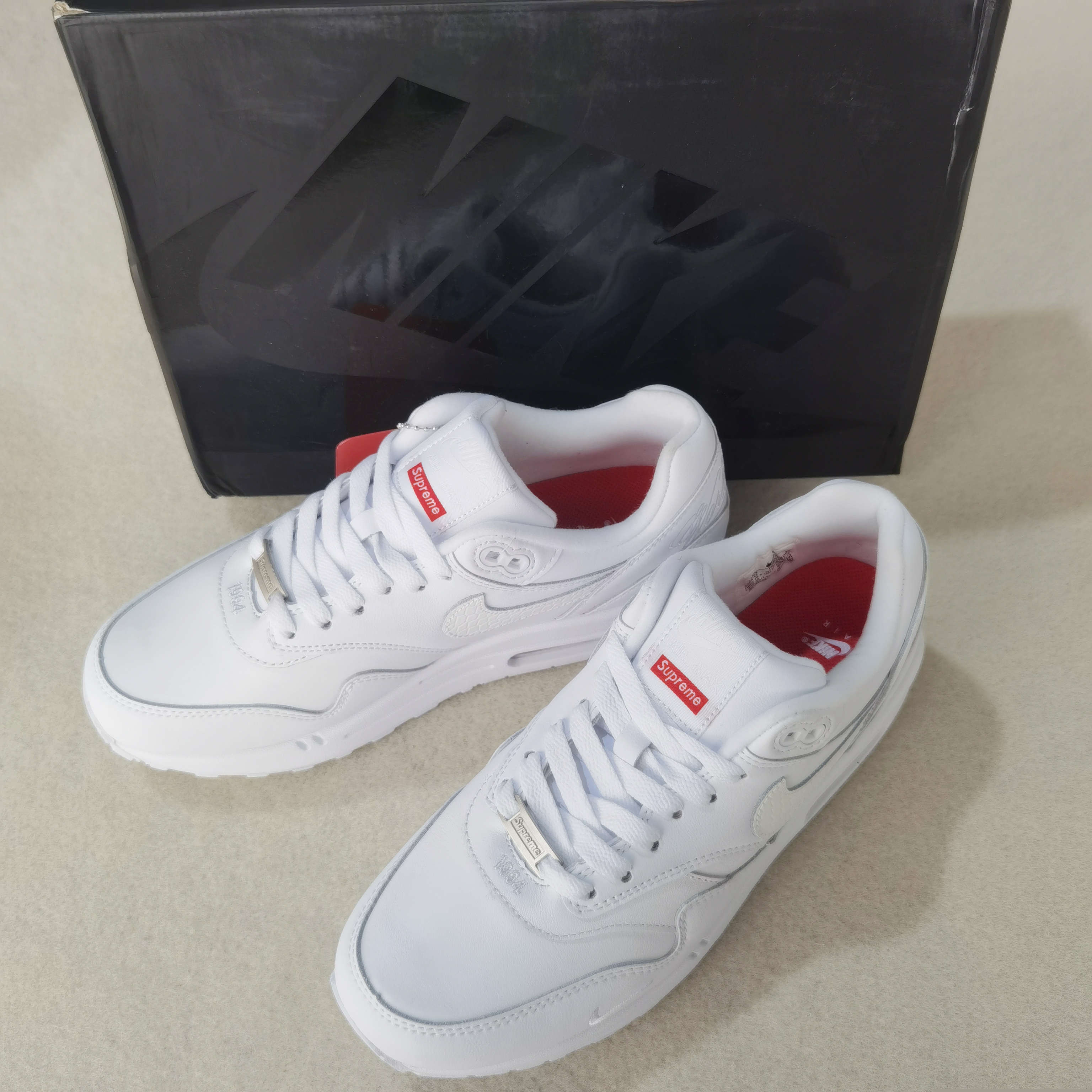 Supreme Air Force 1 ホワイト　US8.5 26.5cm NIKE（ナイキ）HARDWOOD SL（ハードウッド）9.5 27.5cm 白/黒 ⑦ | PAY ID