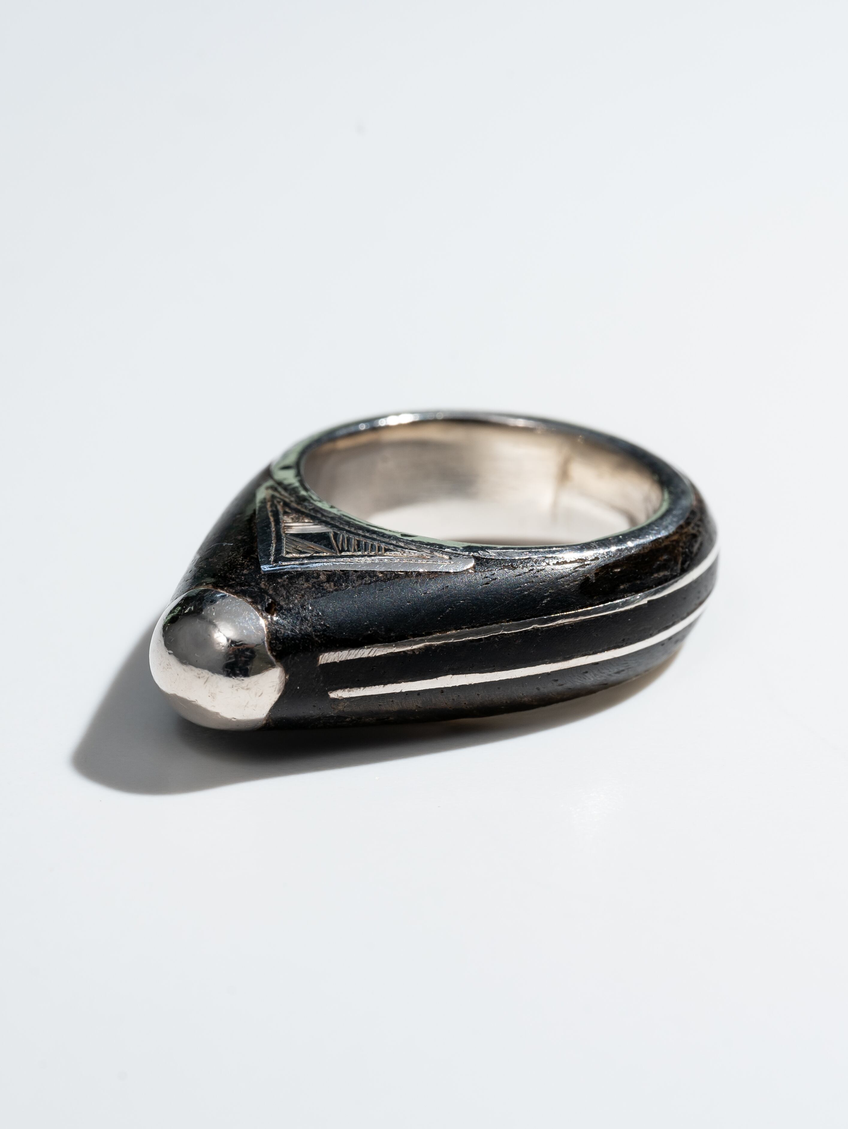 Vintage sterling silver black wood tuareg ring