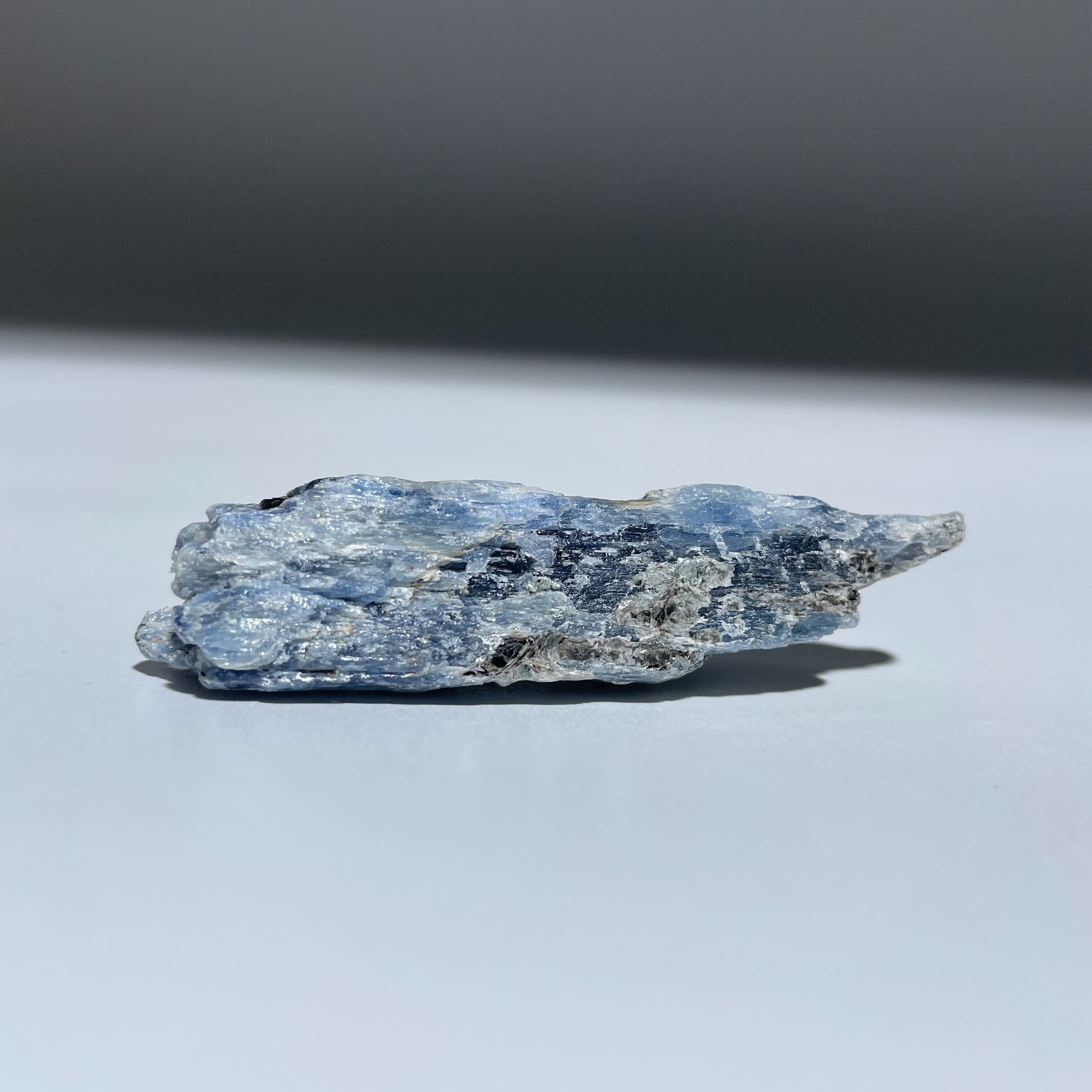 カイヤナイト 原石13◇ Kyanite ◇天然石・鉱物・パワーストーン