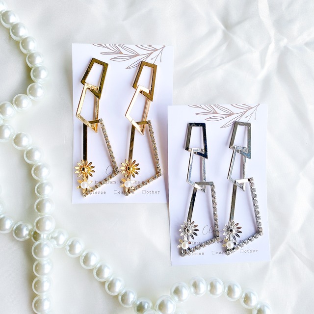 ◇D-8 スクエアエポピアス