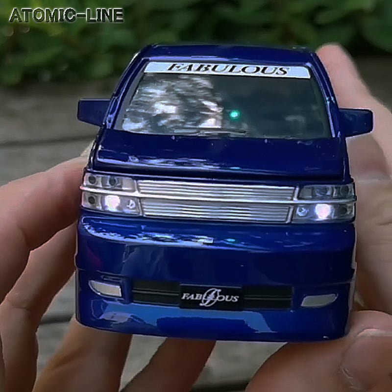 ニッサン 日産 エルグランド 1/32 ミニカー 全3色 ライト点灯 エンジン ニッサン 日産 エルグランド 1/32 ミニカー 全3色 ライト点灯 エンジン