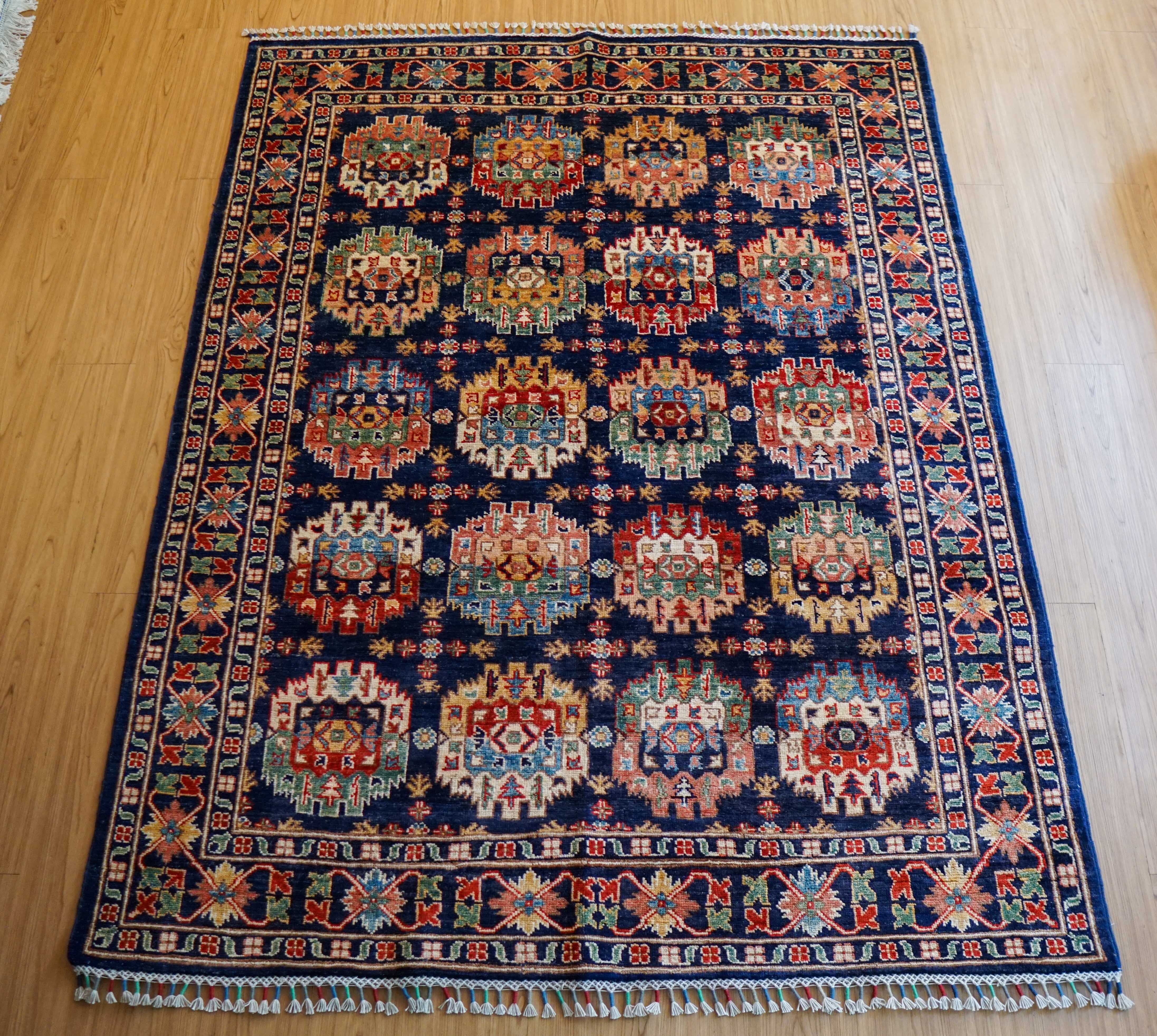 カシュガイ族 手織り絨毯 98×71cm 【公式通販】
