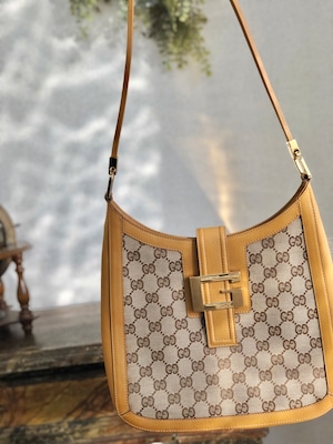 GUCCI　 グッチ　GGキャンバス　ホーボーバッグ　ショルダーバッグ　ベージュ　vintage　ヴィンテージ　オールドグッチ　3f6cjb