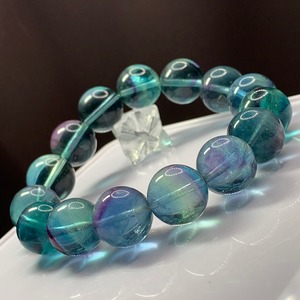 f137透明度あり☆ブルーグリーン系大玉フローライトブレスレット