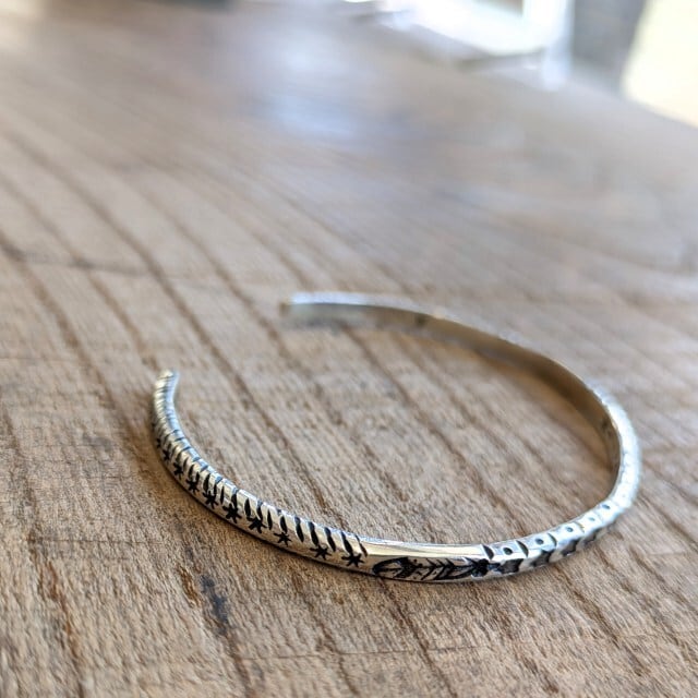 Ericka Nicolas Begay シルバーバングル Silver Bangle HM2 | C