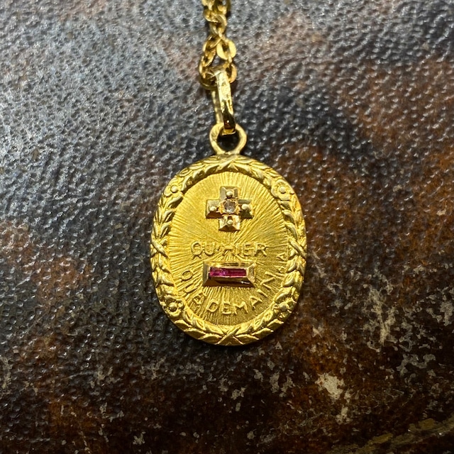 【12/23(火)インスタライブ販売予定ですお楽しみに♪】DRN00084 フランス  MaisonAugis オーギス社 ラブメダル ペンダント K18 合成ルビー