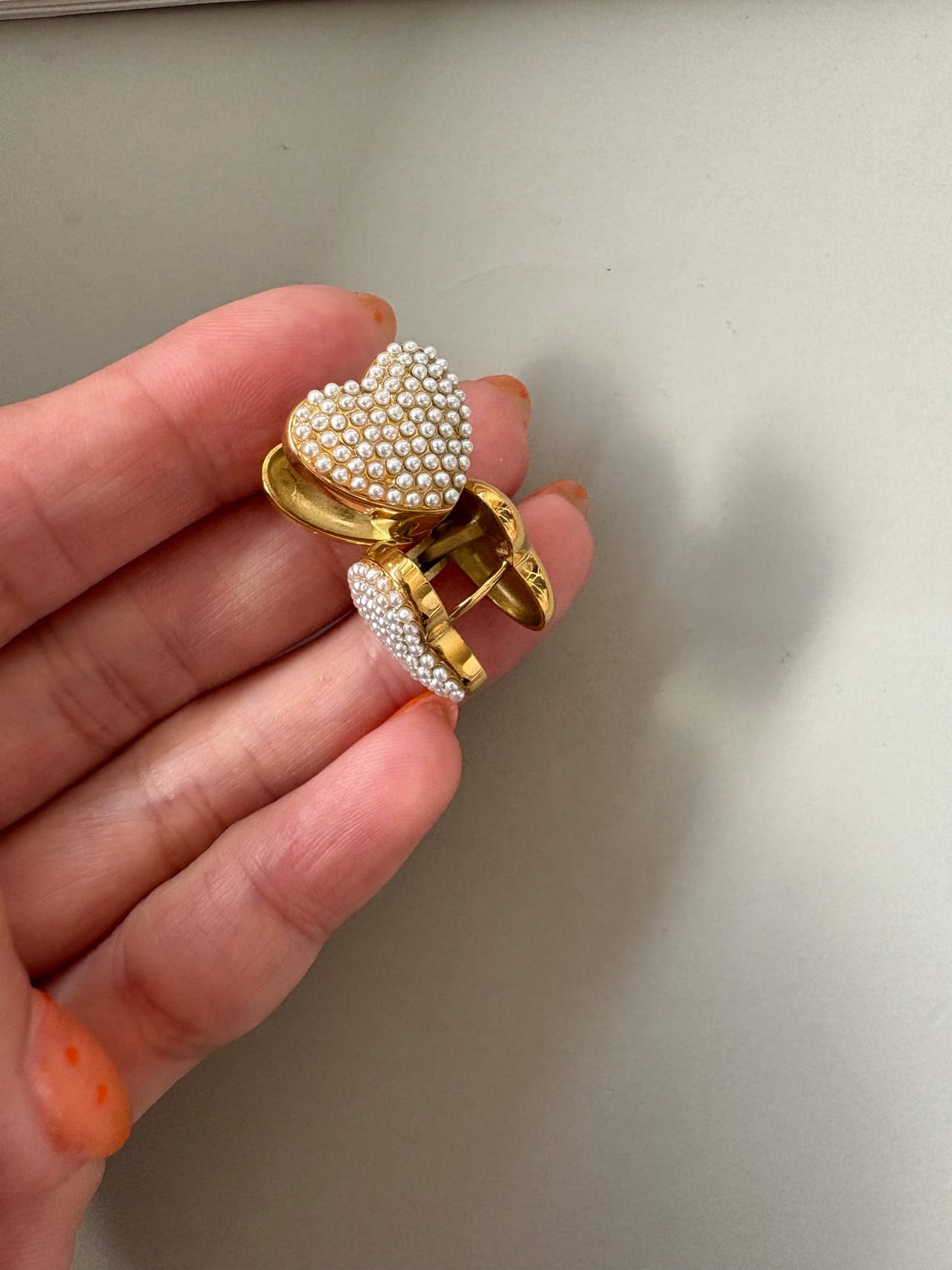 ドットパールハートピアス