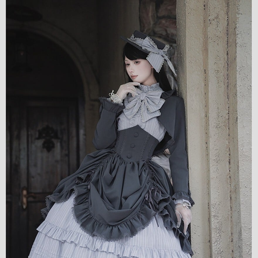 アンティークヴィクトリアン 大型バックリボン帽子 1890s 灰黒布花レース クラシカルロリータ｜レースとストライプリボンが映えるヴィクトリアン