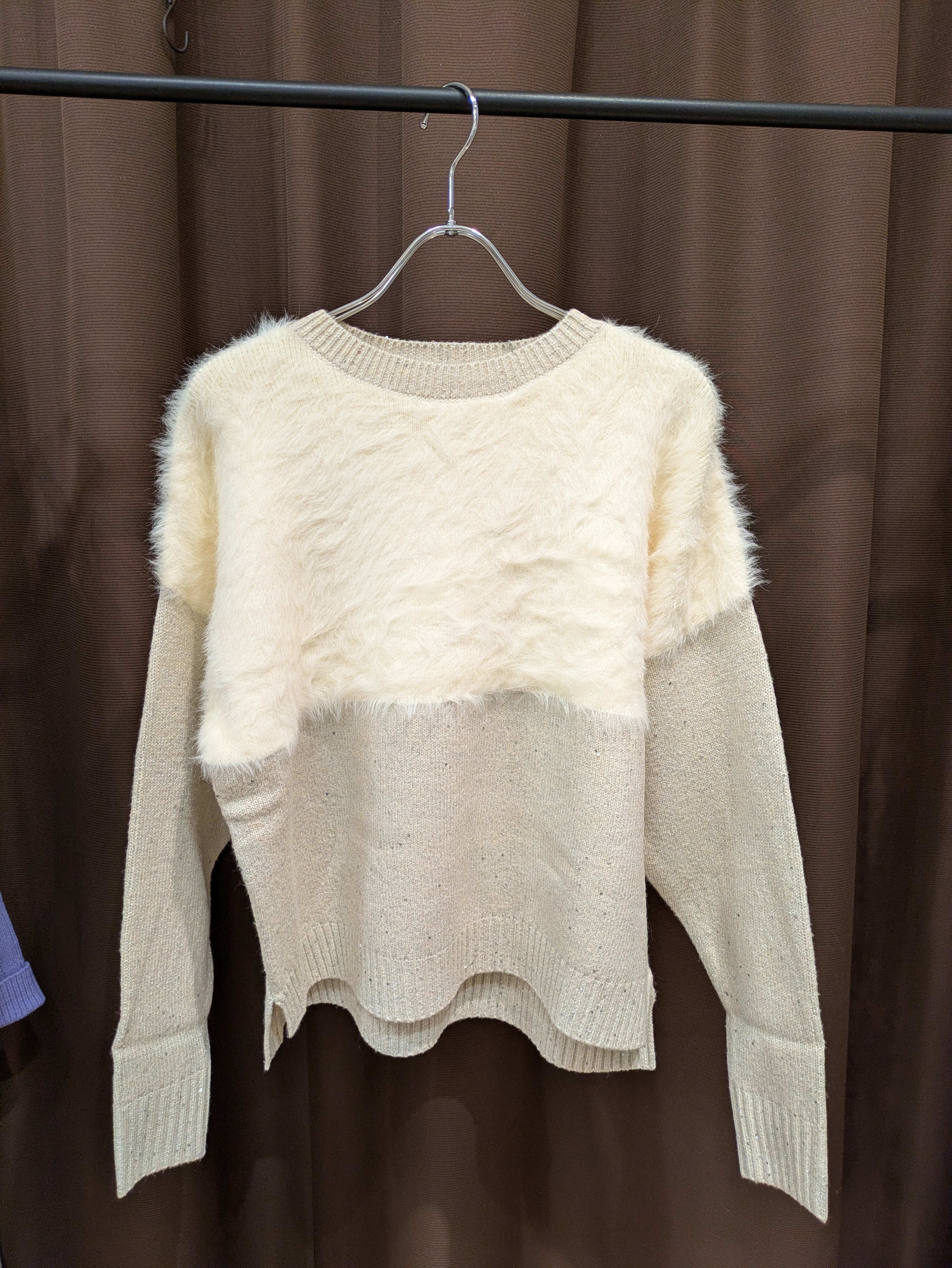 販売期間12月20日まで☆H861018 シャギー切り替えスパンコールニット