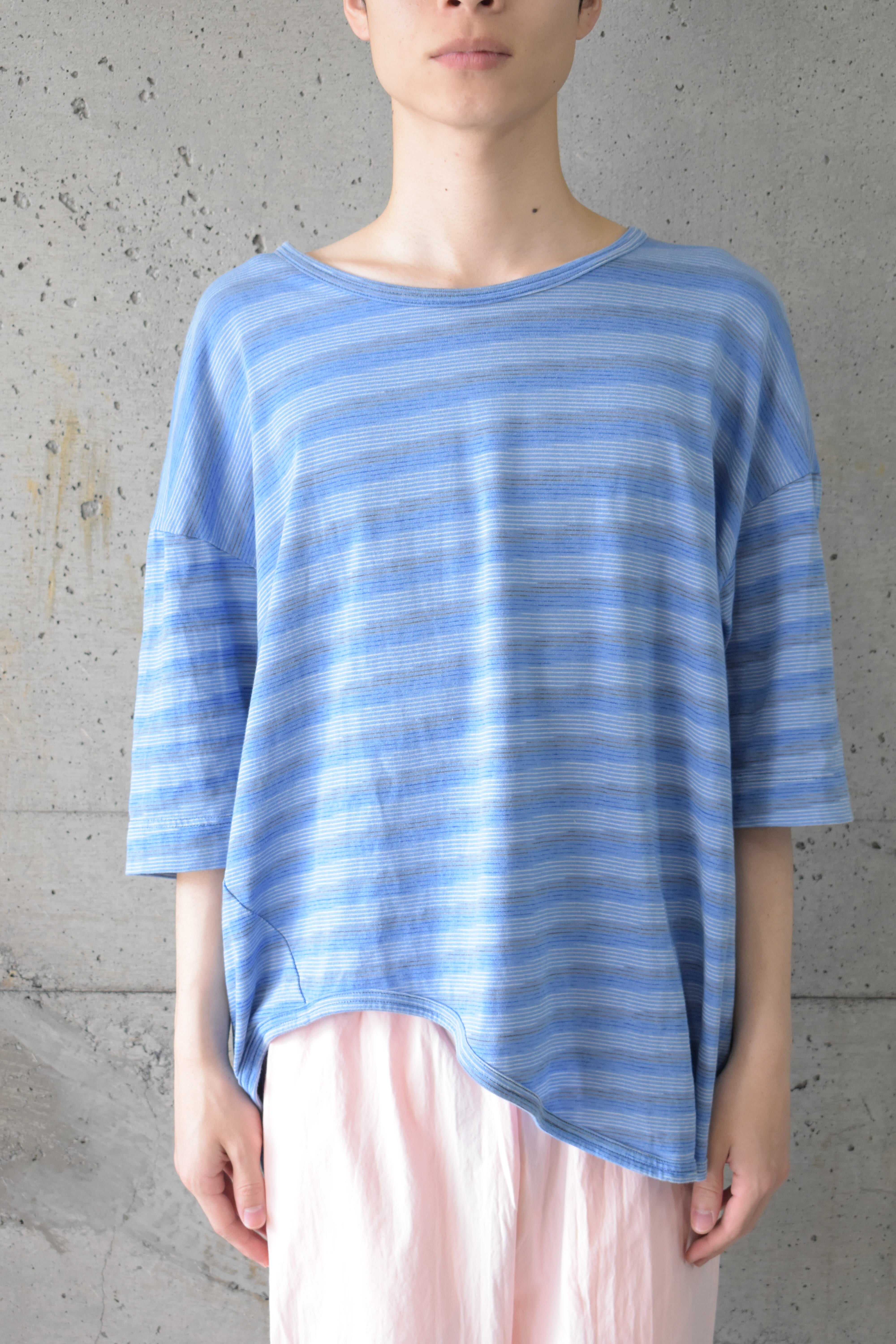 Fine striped asymmetrical T-shirt