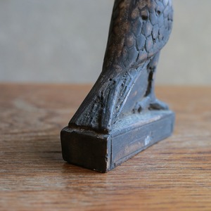 エジプトから届いた、石彫の鳥（中）