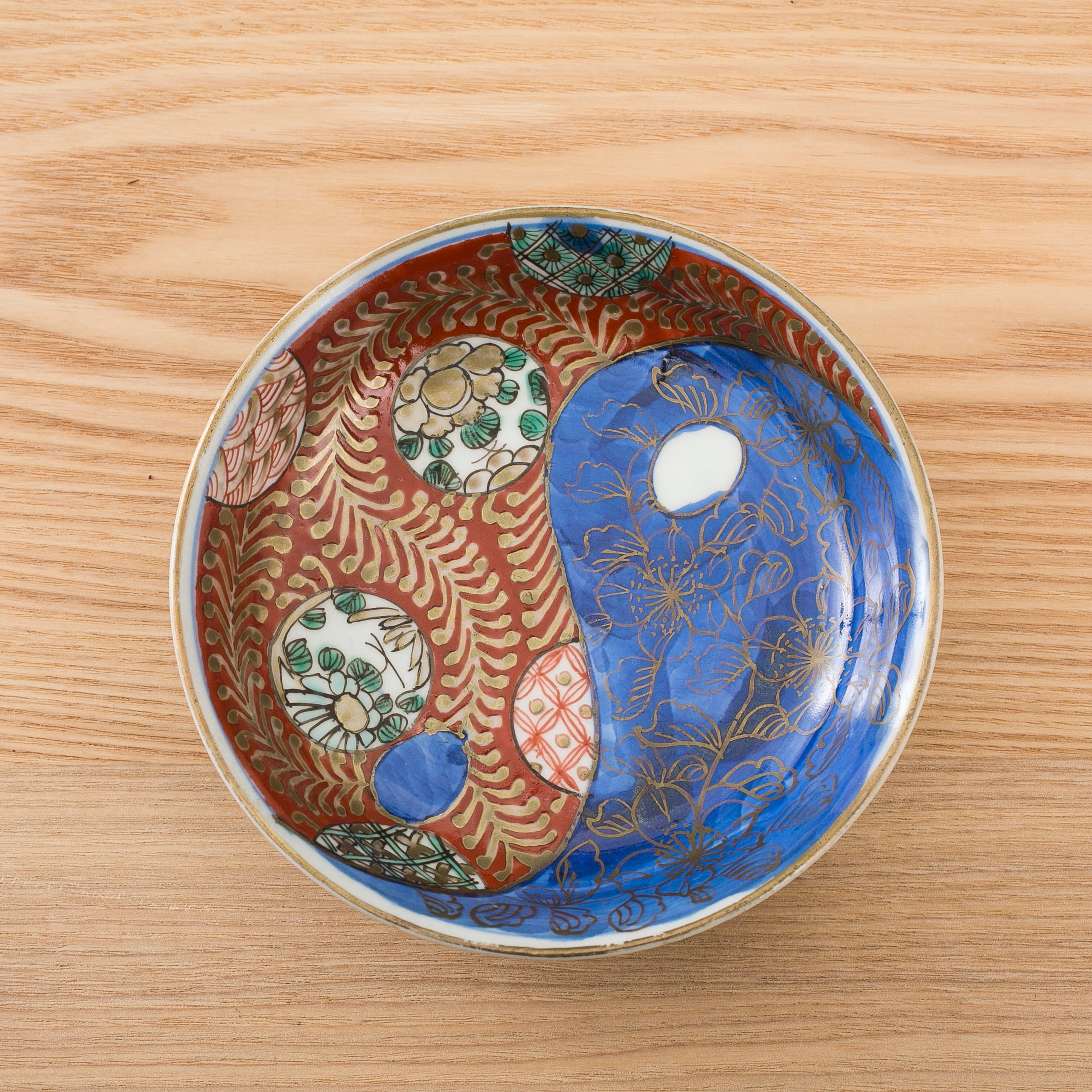 太極図 陰陽勾玉巴 小皿 手塩皿 牡丹 菊 青海波 梅 唐草 羊歯 菱 吉祥