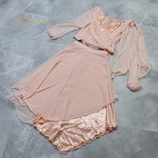 社交ダンス 衣装 PAPILLON パピヨン ツーピース セットアップ 上下セット レッスンウェア ピンク系 ドレープ トップス ブラウス スカート 無地 シンプル ラインストーン 光沢 透け感 ダンス衣装 アシンメトリー かわいい 練習 レッスン パーティー