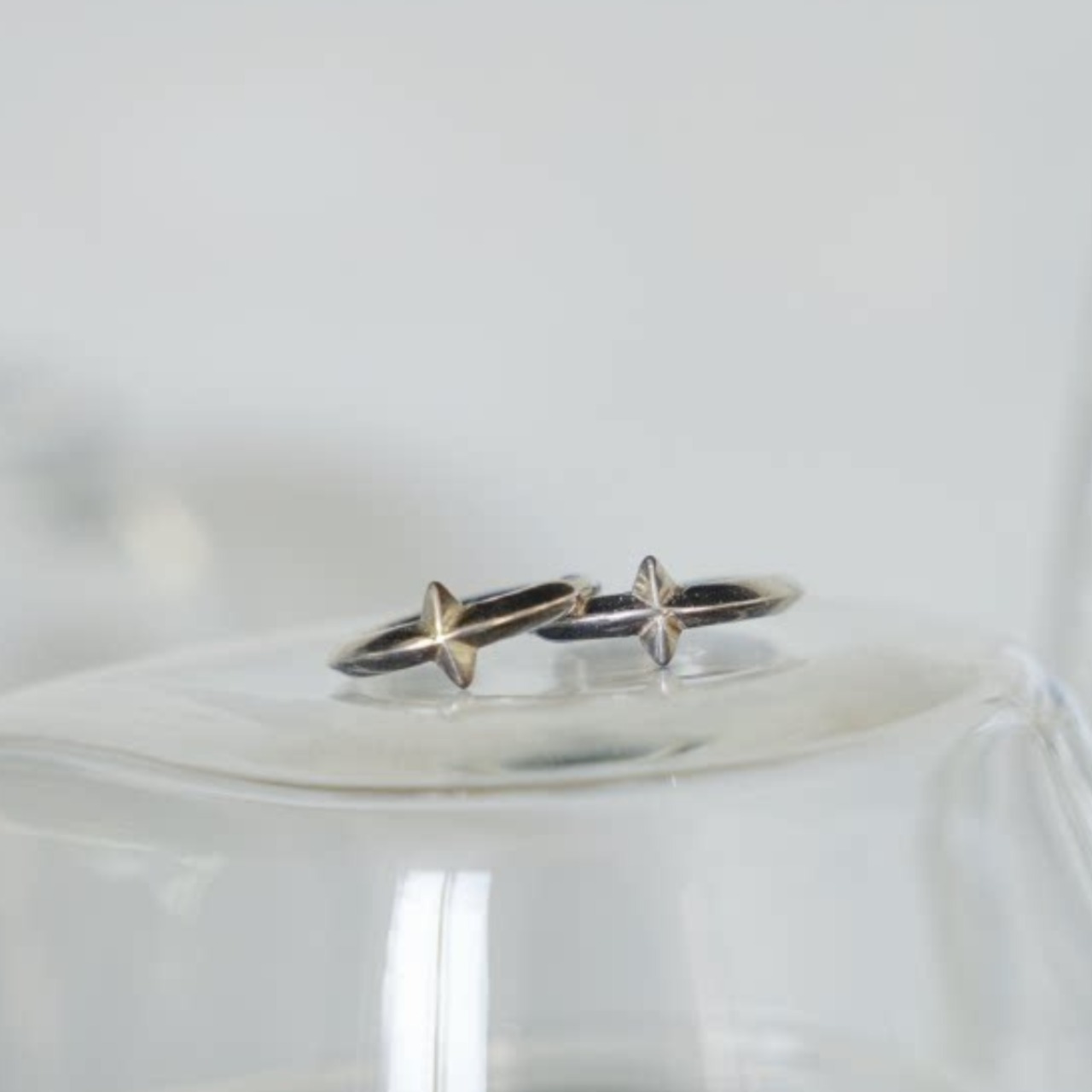 スターモチーフ フープ ピアス   F0202 - 1