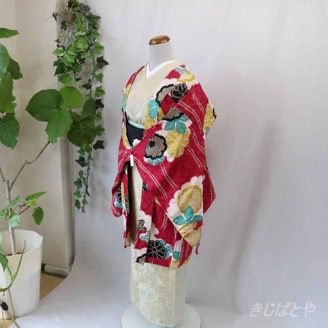 正絹紬　納戸鼠に花の刺繍のなごや