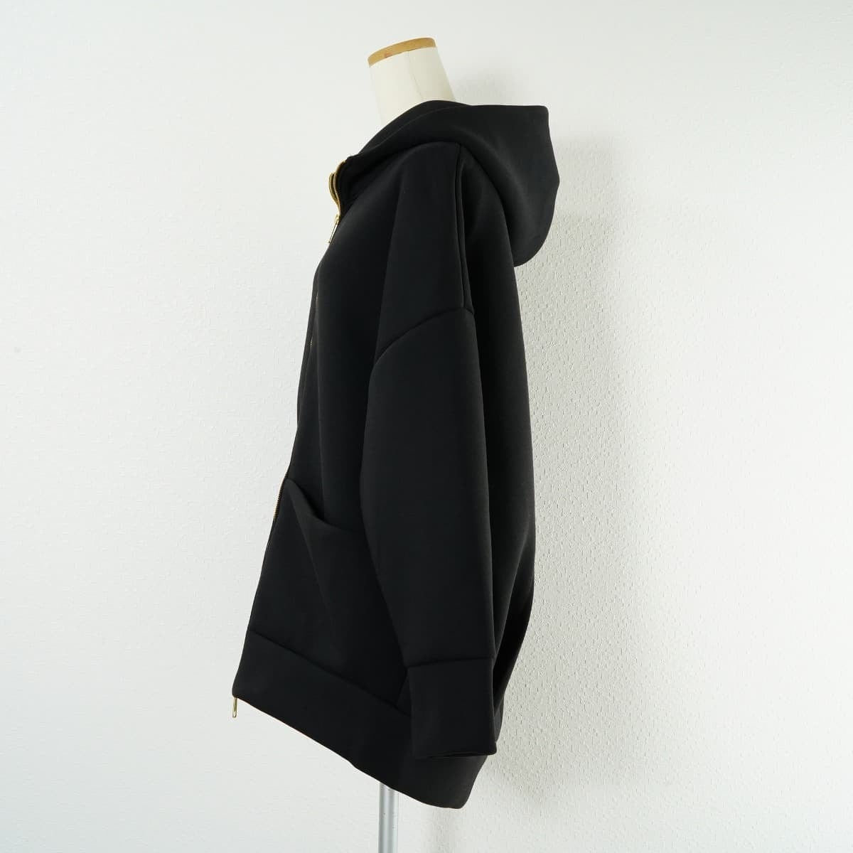 MUZE BACK ZIP PULL PARKA