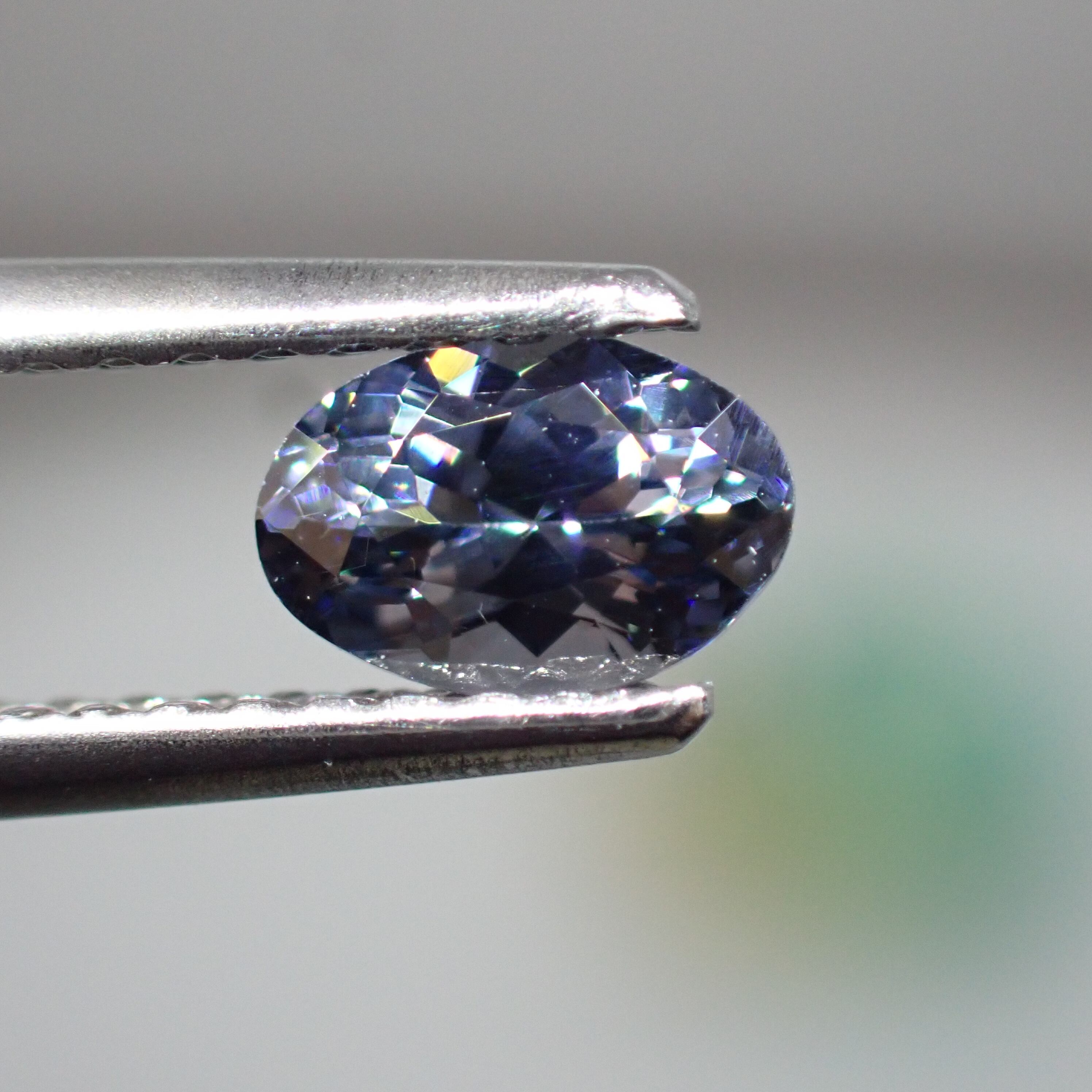 キラキラ☆シックなグレイッシュブルースピネル 0.493ct | 宝石ルース  