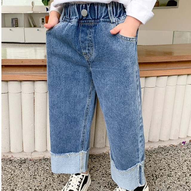 パンツ キッズ 女の子 男の子 ユニセックス ジーンズ デニム Gパン ロング ロング丈 ワイド ロールアップ かわいい シンプル カジュアル フェミニン おしゃれ お洒落 ナチュラル こなれ感 ラフ ラブリー キュート ガーリー ルーズ リラックス レトロ 抜け感 存在感 無地 お出かけ 散歩 公園デビュー 90cm 100cm 110cm 120cm 130cm 140cm 子供服 韓国子供服 幼児 ベビー服 ブルー 青 オールシーズン 韓国 韓国系 着回し デイリー 普段使い 楽ちん 送料無料