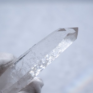 ゼッカデソーザ産 水晶 クリアクォーツ / 原石 標本【B】