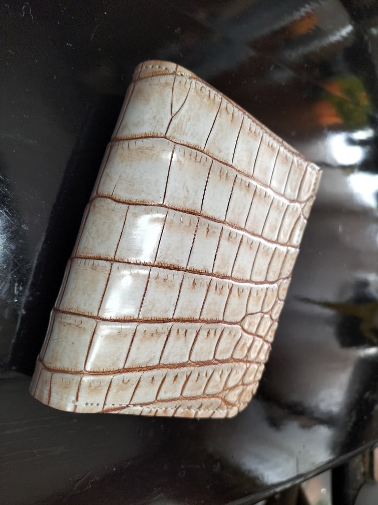 カキシブ・シラホネ・クロコダイルL字ファスナーウオレットA